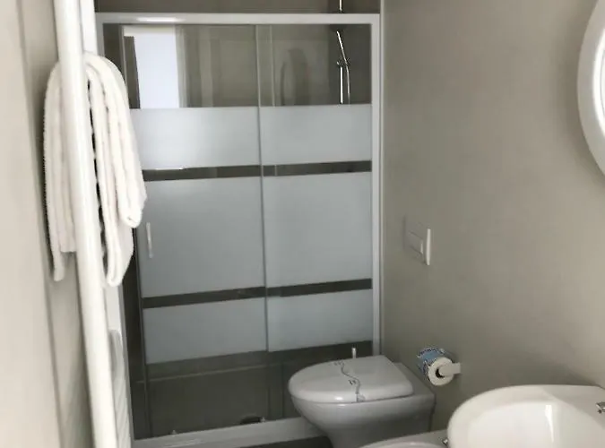 Casa Patrizia 3* 그라벨로나 토체